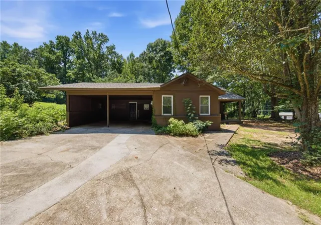 Photo 1 of Sale Pending at 14491 Veterans Memorial Hwy, Villa Rica, GA 30180 | MLS# 7814894 | Listing updated on 2026-09-30