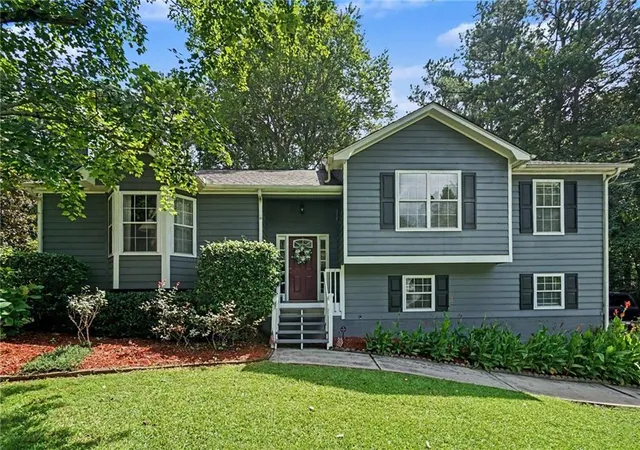 1st image of 202 Johnstons Dr, Dallas, GA 30157 | MLS# 7824559
