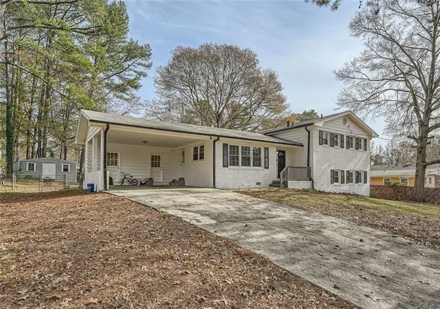 1st image of 4809 Hemlock Dr Sw, Austell, GA 30106 | MLS# 7813893