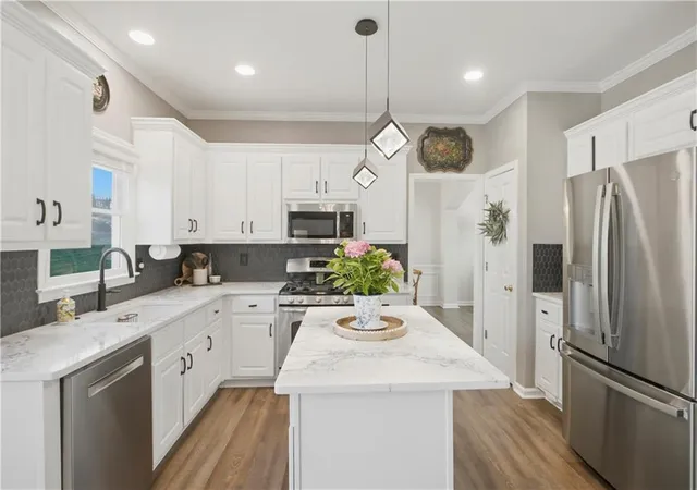 2nd image of 668 Sweetfern Ln, Buford, GA 30518 | MLS# 7754412