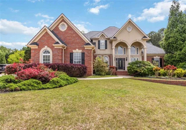 Photo 1 of Single family home for sale at 5 Whipporwill Dr, Oxford, GA 30054 | MLS# 7791613 | Listing updated on 2026-06-20