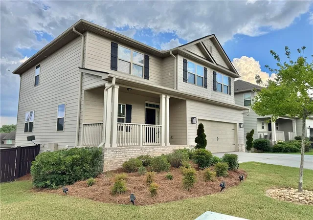 3rd image of 320 Brooks Village Dr, Pendergrass, GA 30567 | MLS# 7800824