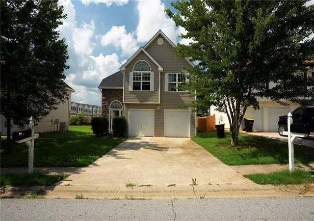 2nd image of 11854 Registry Blvd, Hampton, GA 30228 | MLS# 7606970