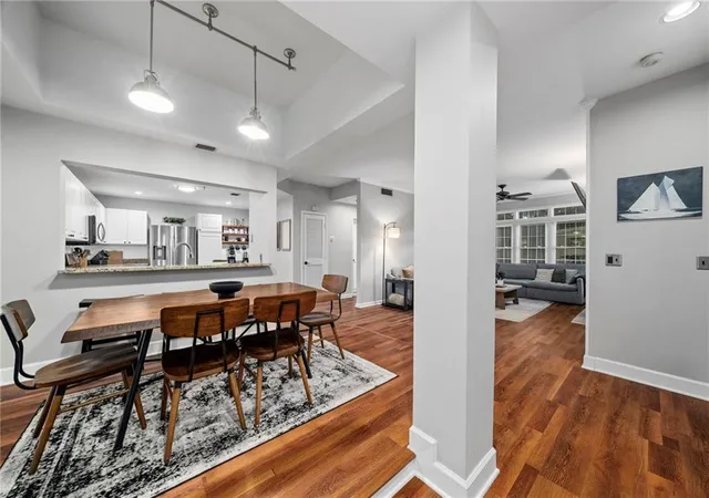 1st image of 220 Renaissance Pkwy Ne, Atlanta, GA 30308