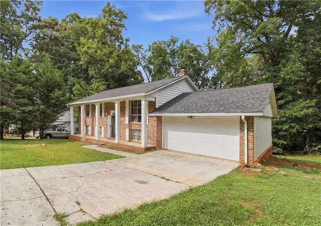 5th image of 1446 Walnut Ridge Wy, Stone Mountain, GA 30083 | MLS# 7808051