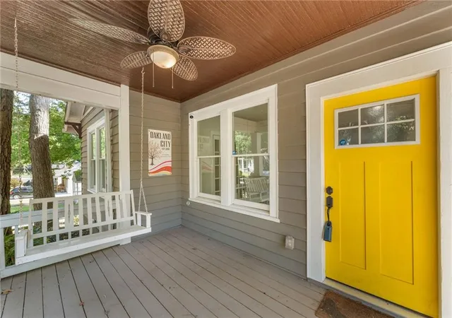 Photo 2 of Single family home for sale at 1140 Oakland Dr Sw, Atlanta, GA 30310 | MLS# 7822556 | Listing updated on 2026-09-09