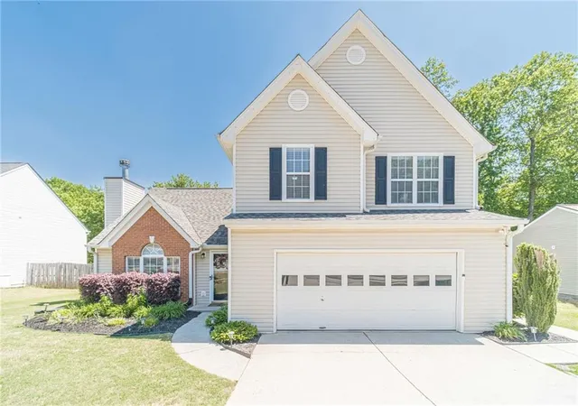 2nd image of 1365 Heatherton Rd, Dacula, GA 30019 | MLS# 7813316