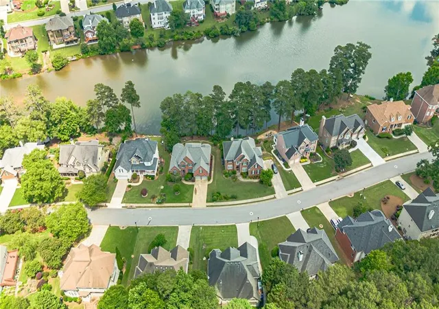 2nd image of 3928 Shadow Loch Dr, Suwanee, GA 30024 | MLS# 7784046