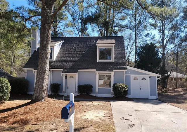 Photo 2 of Single family home for sale at 4660 Shannon Ct, Union City, GA 30291 | MLS# 7721064 | Listing updated on 2026-08-17