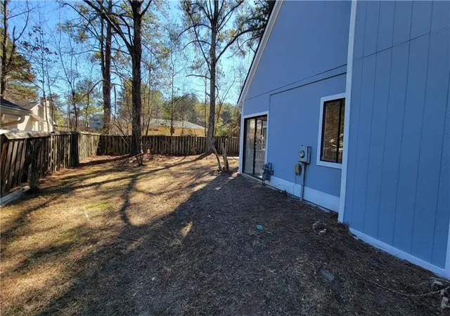 Photo 2 of Single family home for sale at 4660 Shannon Ct, Union City, GA 30291 | MLS# 7721064 | Listing updated on 2026-08-17