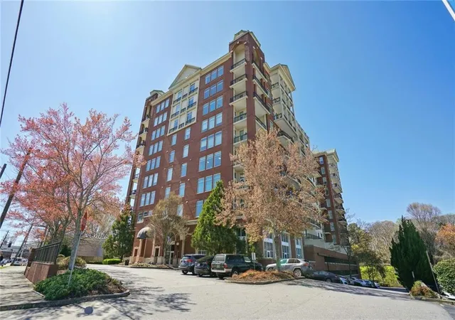 Homes for sale in Atlanta, GA | 3820 Roswell Rd Ne #317, Atlanta, GA 30342 | MLS# 7707720