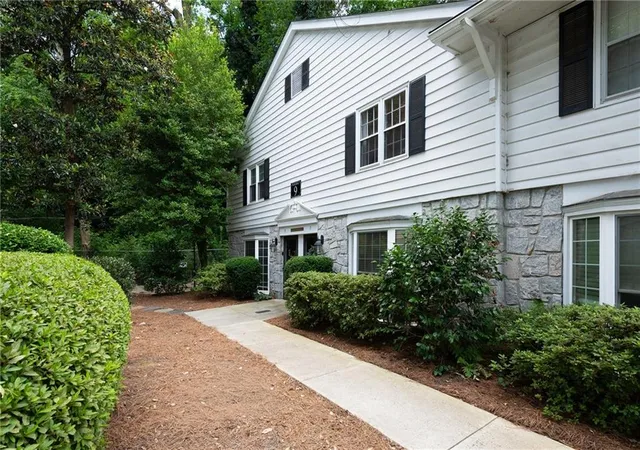 Homes for sale in Atlanta, GA | 136 Peachtree Memorial Dr Nw #SC7, Atlanta, GA 30309 | MLS# 7794380