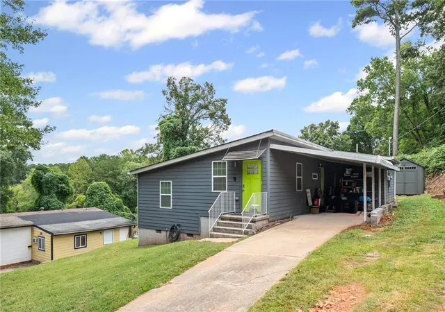 3rd image of 1621 Abner Ter Nw, Atlanta, GA 30318 | MLS# 7738202