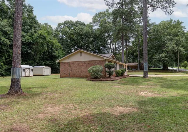 4th image of 1903 Armory Dr, Americus, GA 31719 | MLS# 7778983