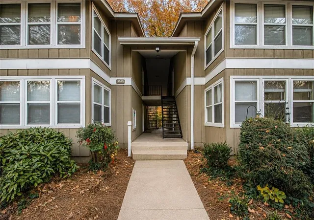 Condo for sale at 5143 Roswell Rd #8, Sandy Springs, GA 30342 | MLS# 7815866