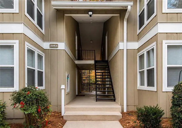 Photo 2 of Condo for sale at 5143 Roswell Rd #8, Sandy Springs, GA 30342 | MLS# 7815866 | Listing updated on 2026-08-09