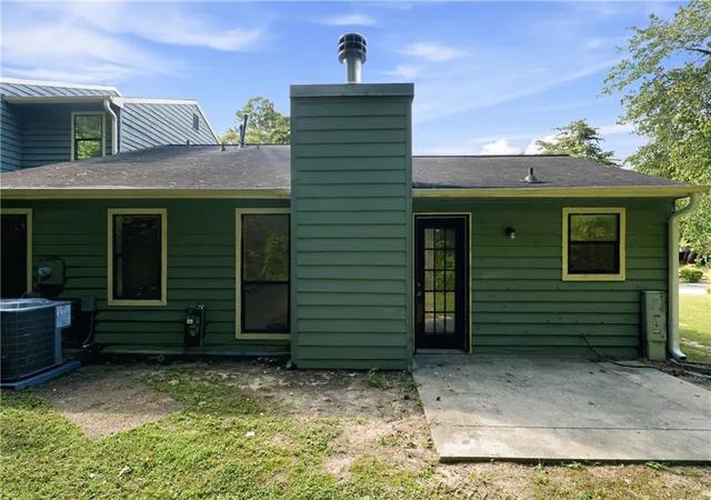 30th image of 79 Sandalwood Cir, Lawrenceville, GA 30046 | MLS# 7795274