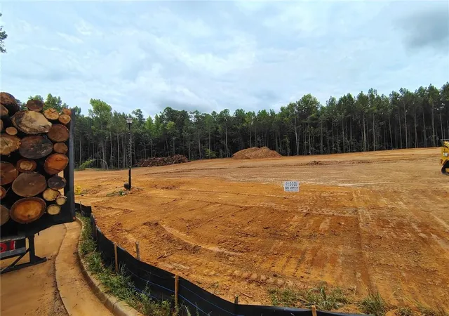 Photo 2 of Land for sale at 1029 Queens Brg Way, Griffin, GA 30223 | MLS# 7816314 | Listing updated on 2026-08-06