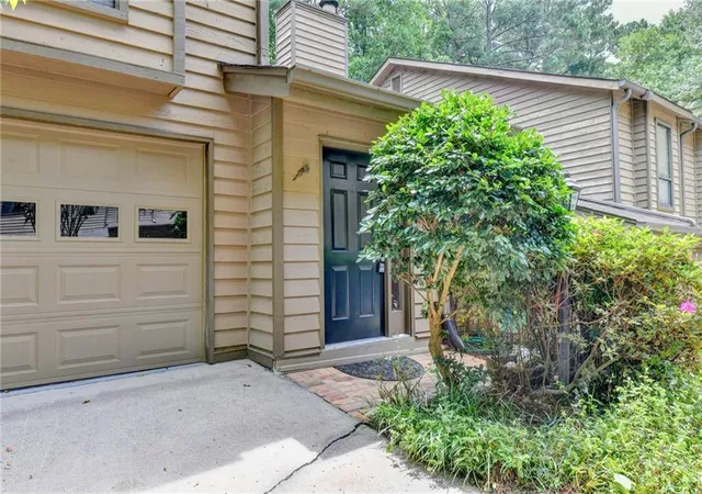 Photo 3 of Townhouse for sale at 1834 D Youville Ln, Atlanta, GA 30341 | MLS# 7812151 | Listing updated on 2026-10-03
