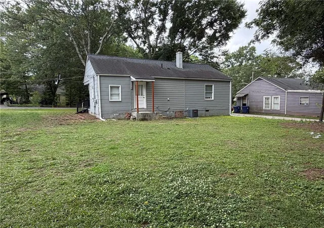 Homes for sale in Winder, GA | 212 Highland Dr, Winder, GA 30680 | MLS# 7776357