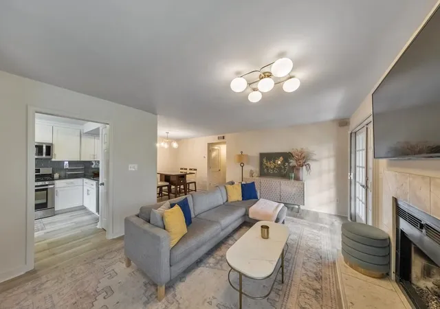 3rd image of 2901 Lenox Rd, Atlanta, GA 30324