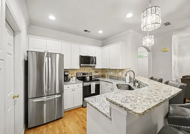 2nd image of 2400 Cumberland Pkwy Se #213, Atlanta, GA 30339 | MLS# 7813034