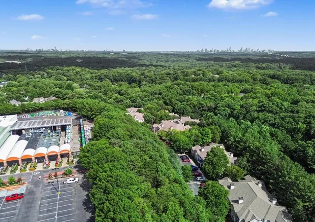 2nd image of 2400 Cumberland Pkwy Se, Atlanta, GA 30339