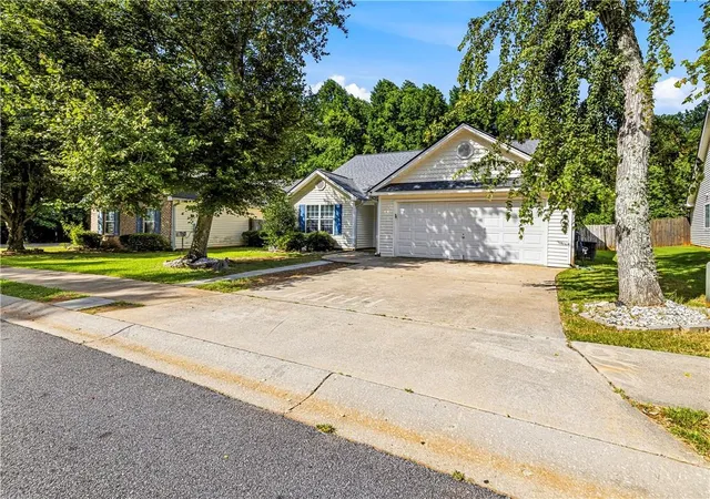 3rd image of 821 Freedom Walk, Locust Grove, GA 30248 | MLS# 7757544