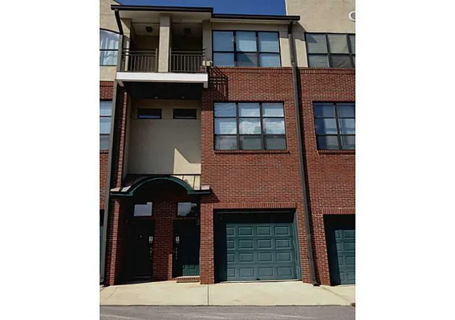 Condominium at 174 Chester Ave Se #55, Atlanta, GA 30316 | MLS# 5068806 | | Sold on 2013-04-25