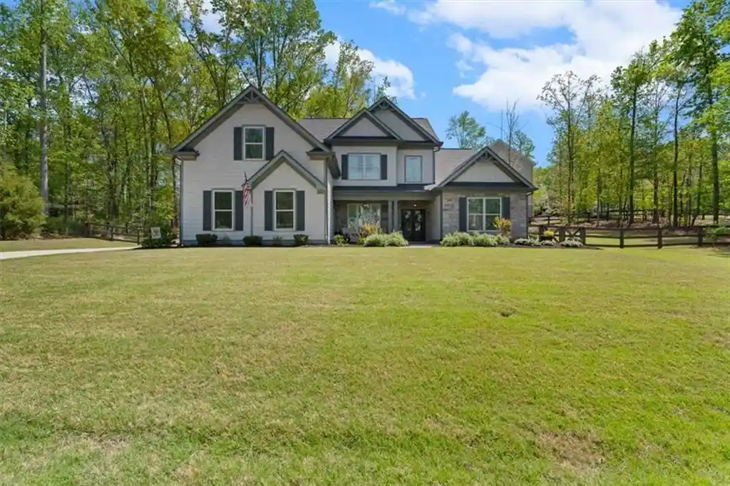Photo 1 of Sale Pending at 7610 Scenic Overlook, Cumming, GA 30041 | MLS# 7815305 | Listing updated on 2026-10-18
