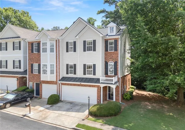 Photo 2 of Townhouse for sale at 446 Sandtrap Ln, Sugar Hill, GA 30518 | MLS# 7824429 | Listing updated on 2026-08-21