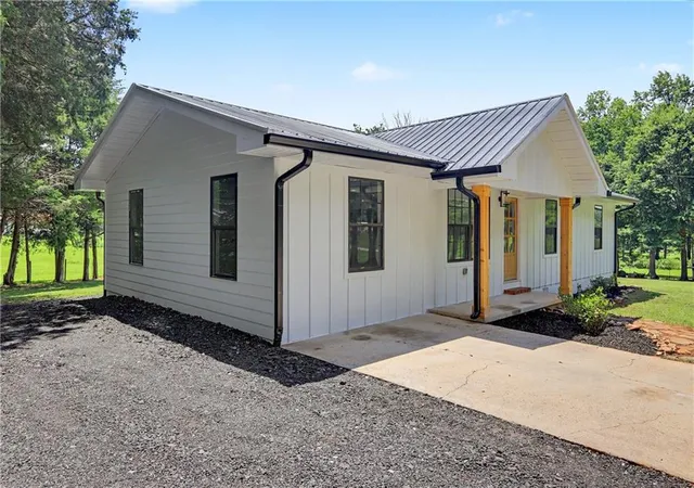 2nd image of 8340 Little Mill Rd, Cumming, GA 30041 | MLS# 7809928