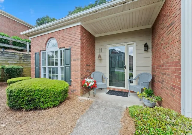 2nd image of 150 Senior Cir, Gainesville, GA 30501 | MLS# 7796255