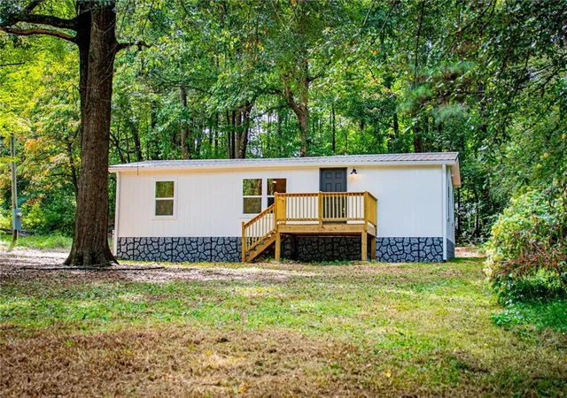 Photo 1 of Sale Pending at 77 Rock Springs Lake Dr, Carrollton, GA 30116 | MLS# 7851369 | Listing updated on 2026-10-23