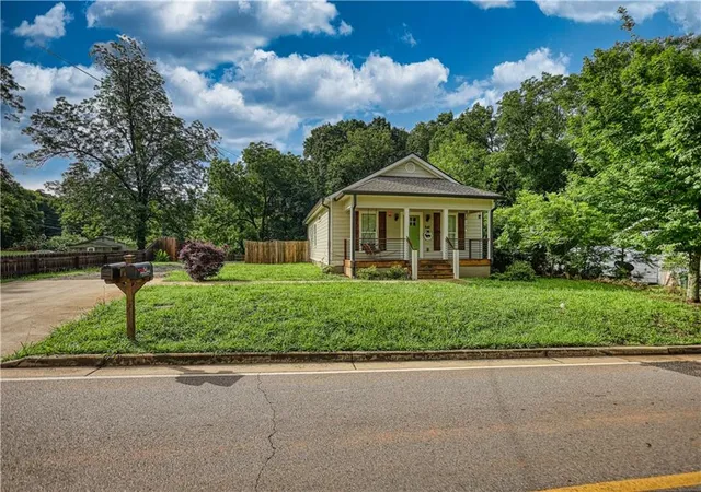 2nd image of 840 Pearl St, Madison, GA 30650 | MLS# 7793889