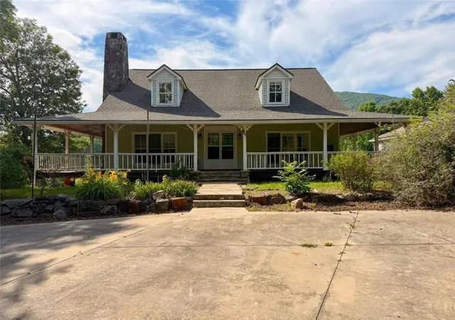 2nd image of 6911 Baker Cir, Clermont, GA 30527 | MLS# 7769733