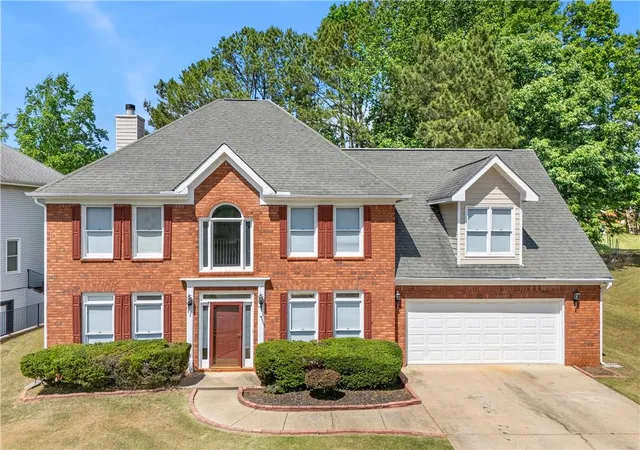 Photo 1 of Single family home for sale at 3255 Oak Hampton Way, Duluth, GA 30096 | MLS# 7763922 | Listing updated on 2026-09-05