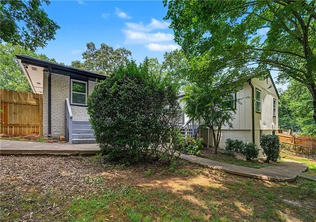 24th image of 3971 Honeysuckle Dr, Smyrna, GA 30082 | MLS# 7822748