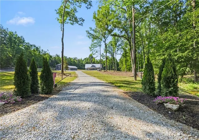 Homes for sale in Danielsville, GA | 1596 Kirk Langford Rd, Danielsville, GA 30633 | MLS# 7737124