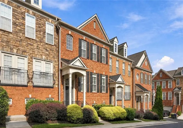 Photo 1 of Townhouse for sale at 3426 Triview Sq, Atlanta, GA 30339 | MLS# 7843836 | Listing updated on 2026-10-24