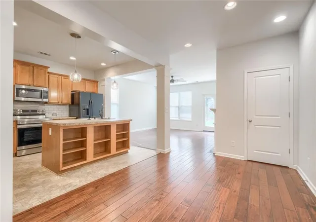 Photo 3 of Sale Pending at 5237 Ml Way, Stone Mountain, GA 30083 | MLS# 7814019 | Listing updated on 2026-08-31
