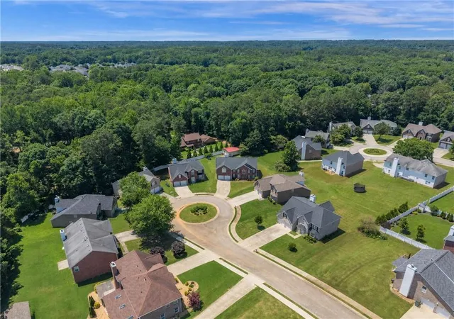 2nd image of 802 Witherspoon Ct, Mcdonough, GA 30253 | MLS# 7798896