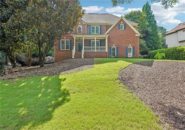1st image of 47 Lakecrest Cir, Suwanee, GA 30024 | MLS# 7802722