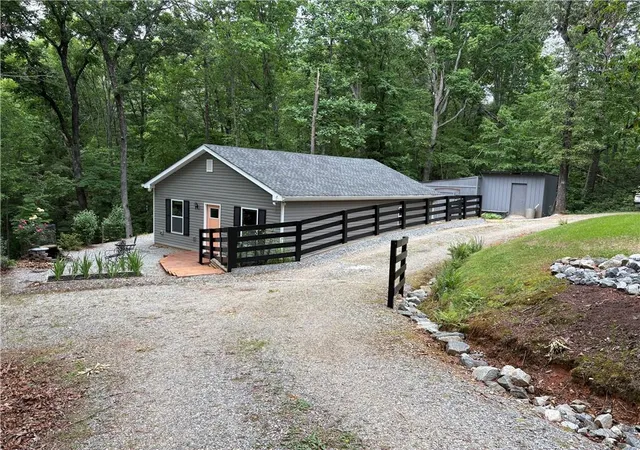 4th image of 312 Aurum Hill Dr, Cleveland, GA 30528 | MLS# 7790062