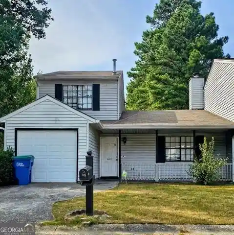 Listing Photo 1 - Condo for sale in 602 Pine Tree Trl located at 602 Pine Tree Trl, Atlanta, GA 30349 - Unit #602