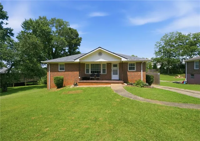 image of 3375 Emerson St Se, Smyrna, GA 30082 | MLS# 7797365