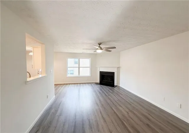3rd image of 258 Alcovy Walk Dr, Lawrenceville, GA 30045 | MLS# 7743997