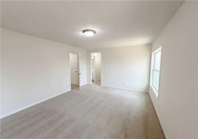 4th image of 258 Alcovy Walk Dr, Lawrenceville, GA 30045 | MLS# 7743997