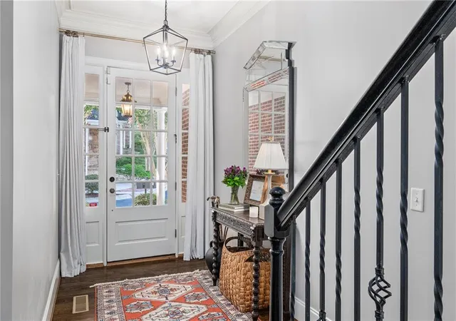 2nd image of 5492 Glenridge Dr #544, Sandy Springs, GA 30342 | MLS# 7817256