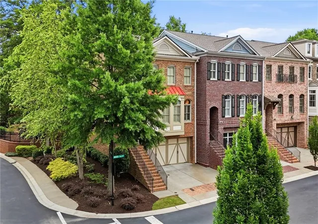 3rd image of 2000 Hidden Alley, Alpharetta, GA 30009 | MLS# 7775964